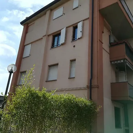 Rovelli Apartmán *